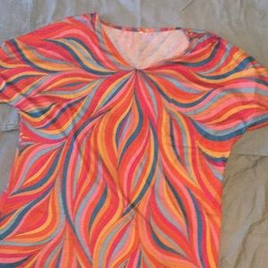 Multicolor print women’s tshirt